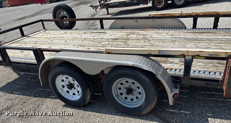 image for item DT3272 2010 PJ utility trailer