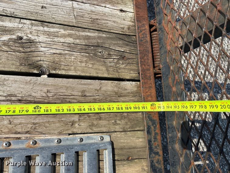 image for item DT3272 2010 PJ utility trailer