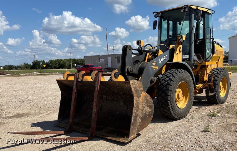 CARGADOR FRONTAL 2006 JOHN DEERE 444J