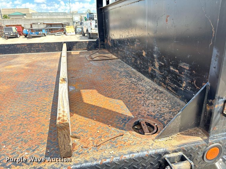 image for item DT3288 2006 International Dura Star 4400 flatbed truck