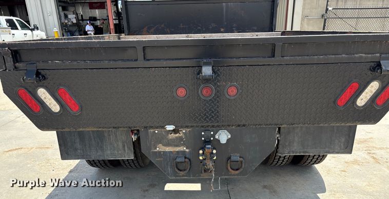 image for item DT3288 2006 International Dura Star 4400 flatbed truck