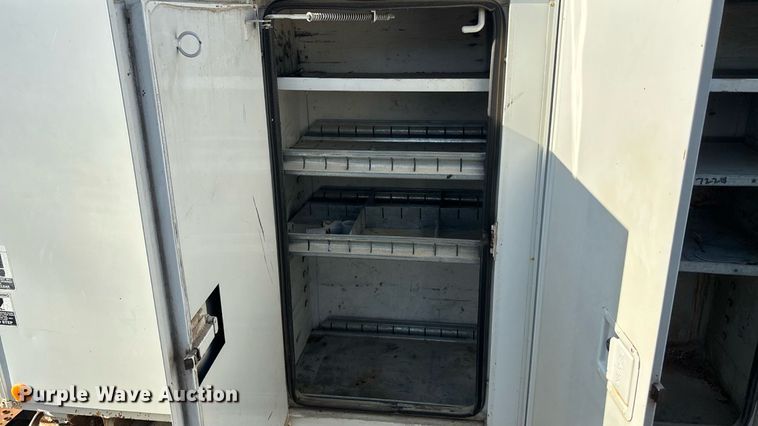 image for item DT3290 2001 Freightliner FL70 bucket truck