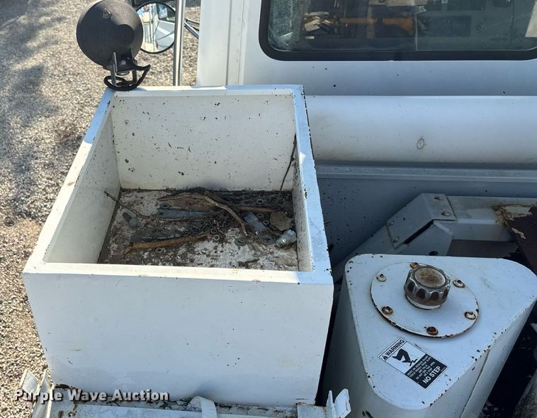 image for item DT3290 2001 Freightliner FL70 bucket truck