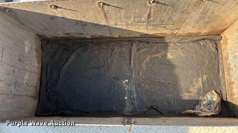 image for item DT3290 2001 Freightliner FL70 bucket truck