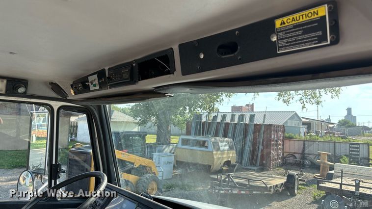 image for item DT3290 2001 Freightliner FL70 bucket truck