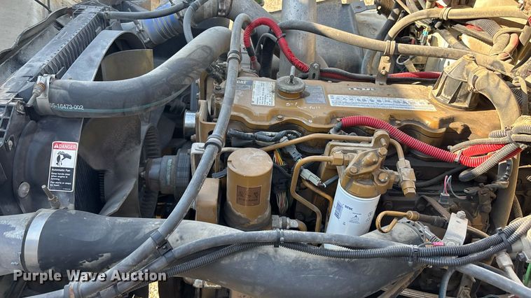 image for item DT3290 2001 Freightliner FL70 bucket truck