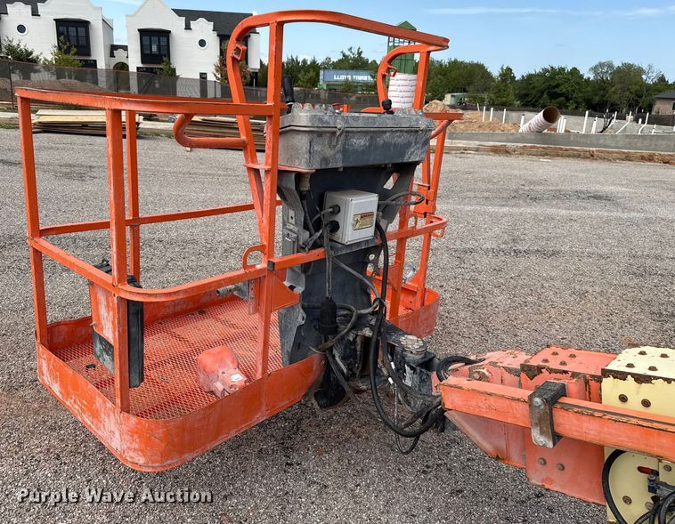 image for item DT6717 2013 JLG 600S boom lift