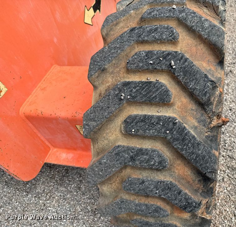 image for item DT6717 2013 JLG 600S boom lift