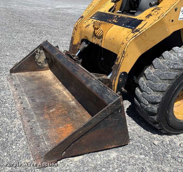 image for item DU1250 2006 Caterpillar 262B skid steer loader