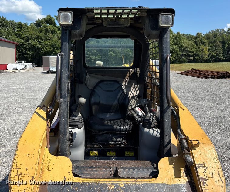 image for item DU1250 2006 Caterpillar 262B skid steer loader