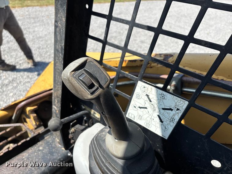 image for item DU1250 2006 Caterpillar 262B skid steer loader