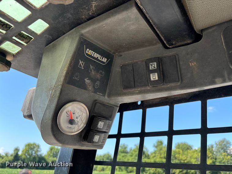 image for item DU1250 2006 Caterpillar 262B skid steer loader