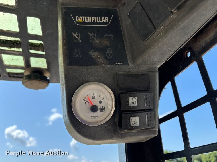 image for item DU1250 2006 Caterpillar 262B skid steer loader