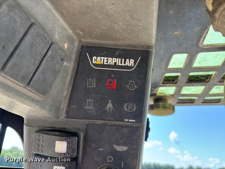 image for item DU1250 2006 Caterpillar 262B skid steer loader