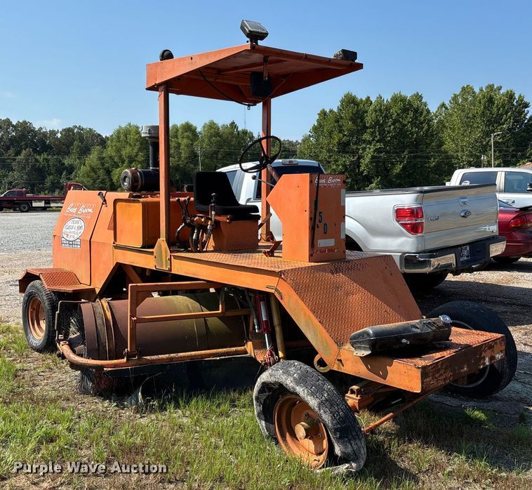 image for item DU1256 Broce RC300 broom