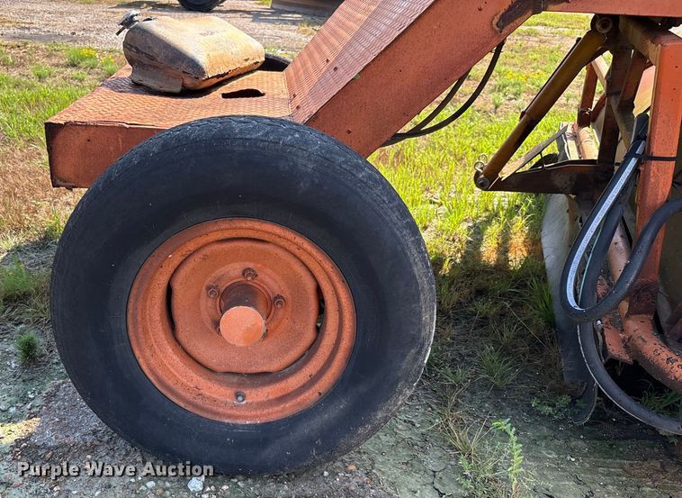 image for item DU1256 Broce RC300 broom