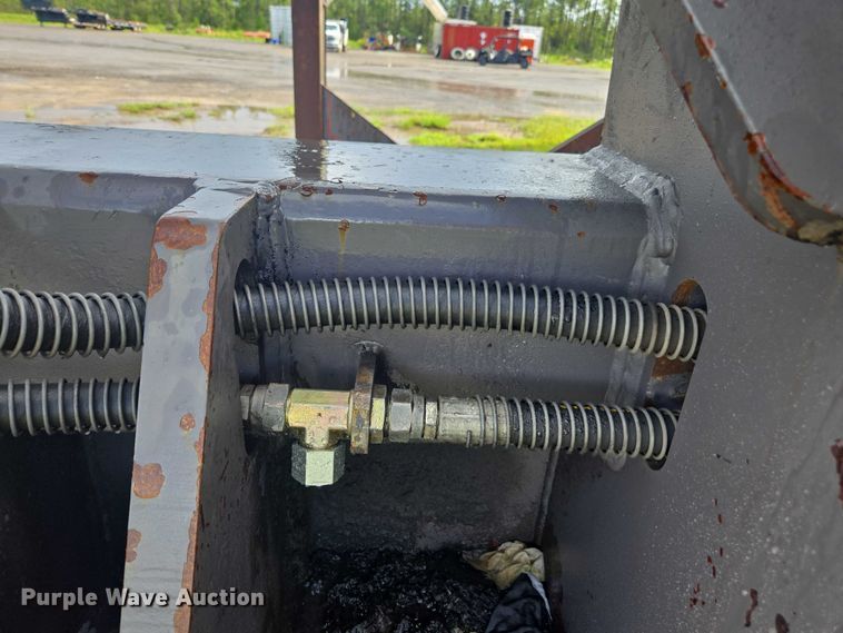 image for item DU2502 Wicker WEXCL350 log grapple bucket