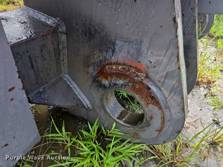 image for item DU2502 Wicker WEXCL350 log grapple bucket