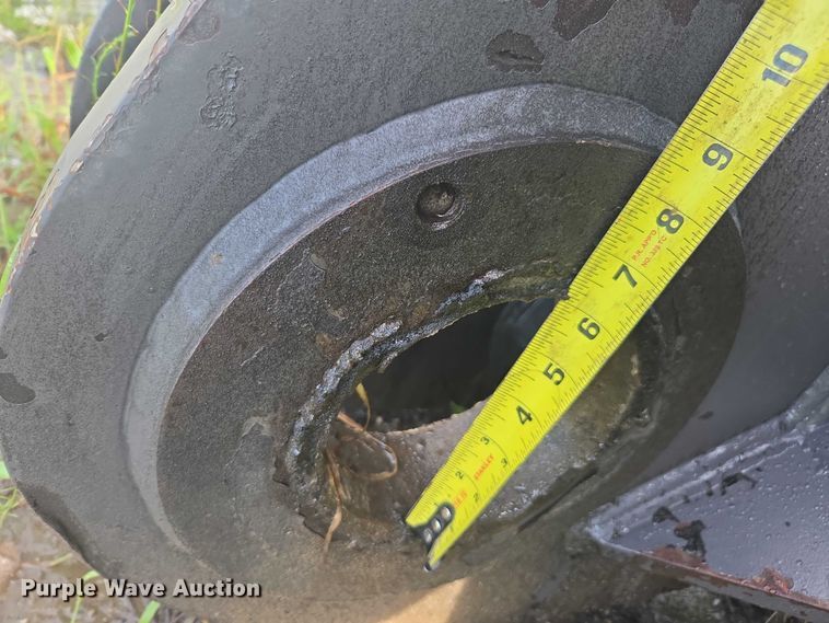 image for item DU2502 Wicker WEXCL350 log grapple bucket