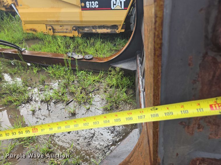 image for item DU2502 Wicker WEXCL350 log grapple bucket