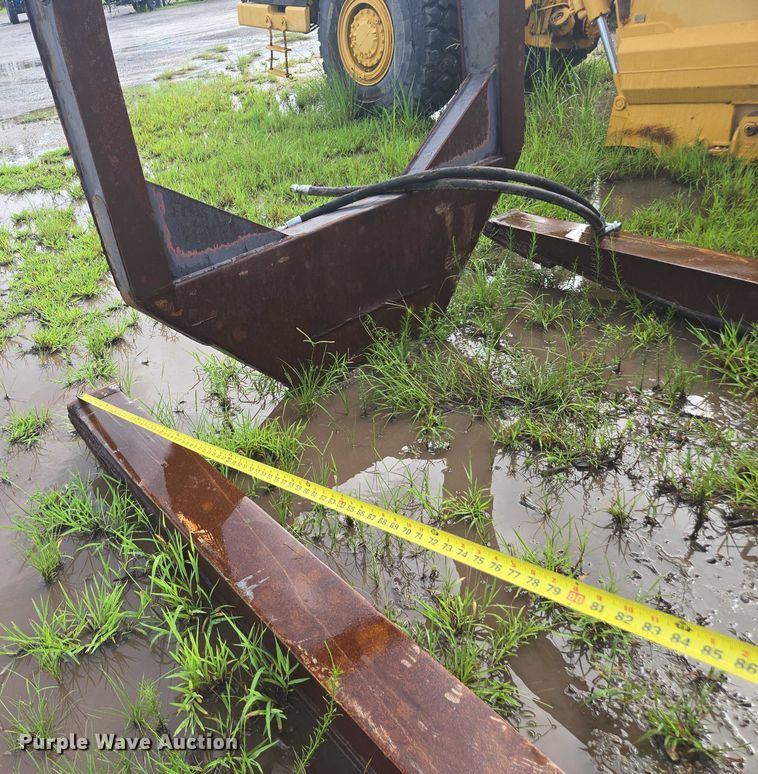 image for item DU2502 Wicker WEXCL350 log grapple bucket