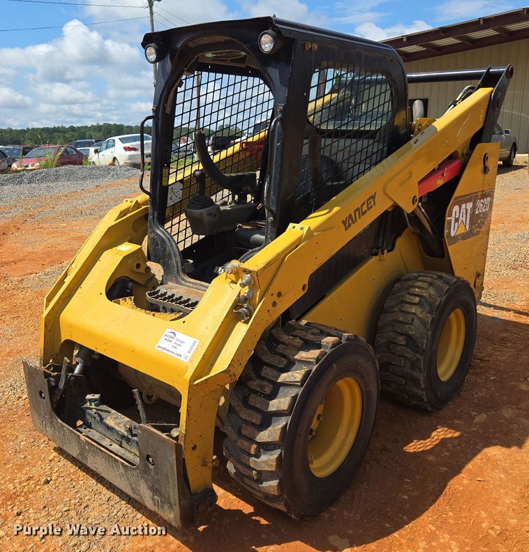 MINI CARGADOR SOBRE RUEDAS 2019 CATERPILLAR 262D