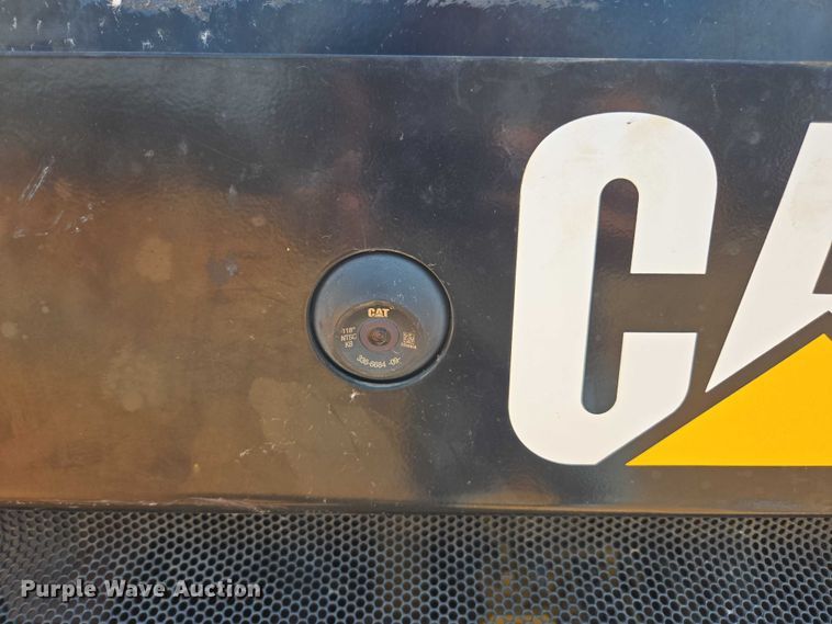 image for item DU2504 2019 Caterpillar 262D skid steer loader