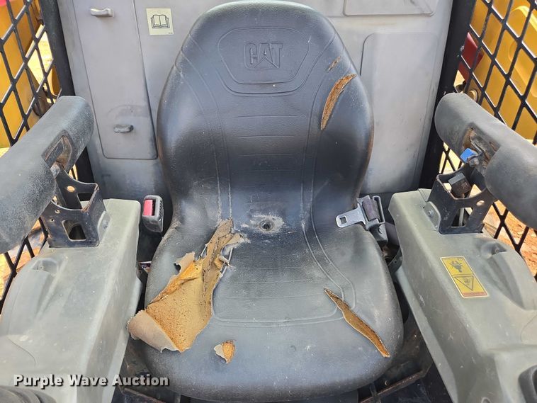 image for item DU2504 2019 Caterpillar 262D skid steer loader