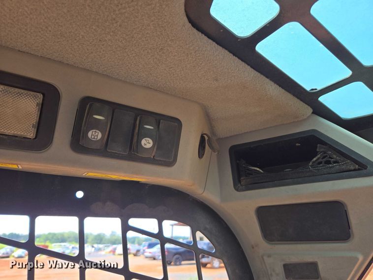 image for item DU2504 2019 Caterpillar 262D skid steer loader