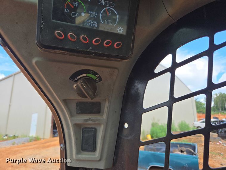 image for item DU2504 2019 Caterpillar 262D skid steer loader