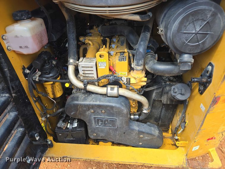 image for item DU2504 2019 Caterpillar 262D skid steer loader