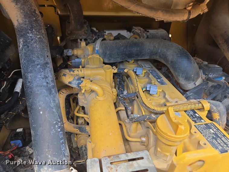 image for item DU2504 2019 Caterpillar 262D skid steer loader