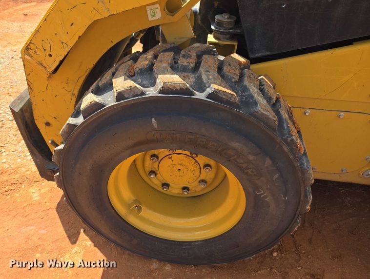 image for item DU2504 2019 Caterpillar 262D skid steer loader