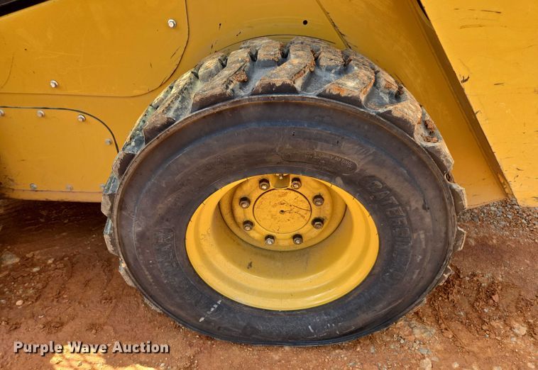 image for item DU2504 2019 Caterpillar 262D skid steer loader