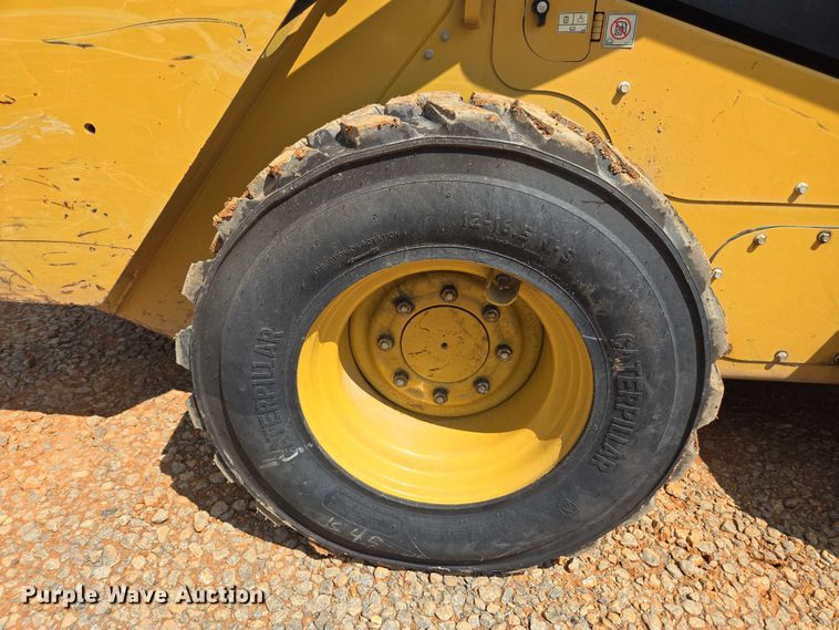 image for item DU2504 2019 Caterpillar 262D skid steer loader