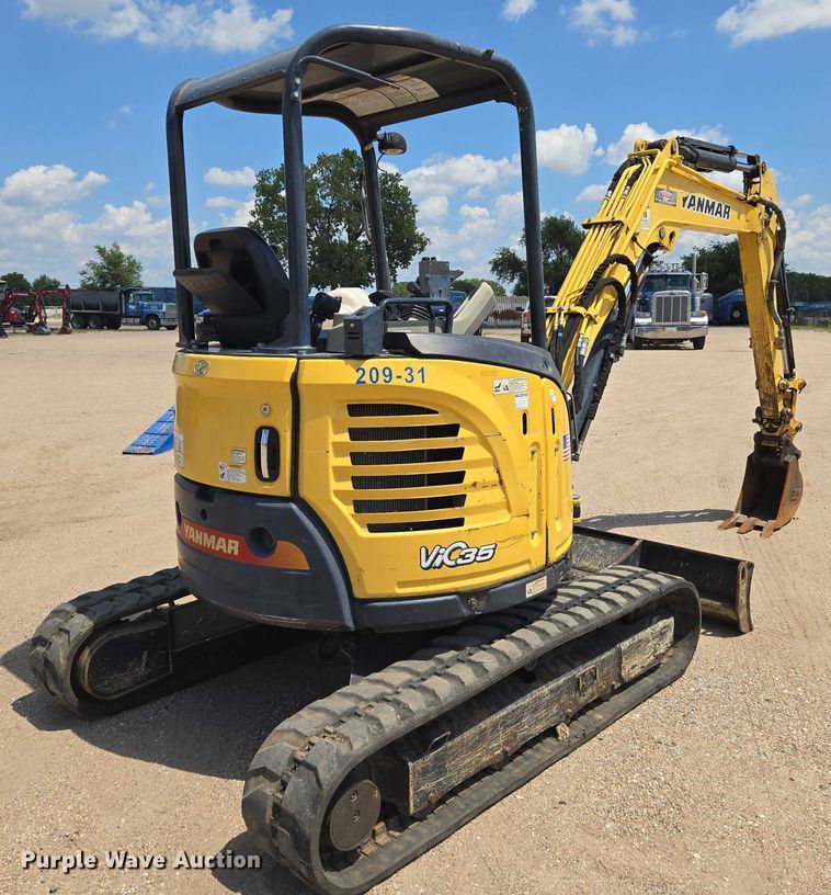 EXCAVADORA YANMAR VI0356A