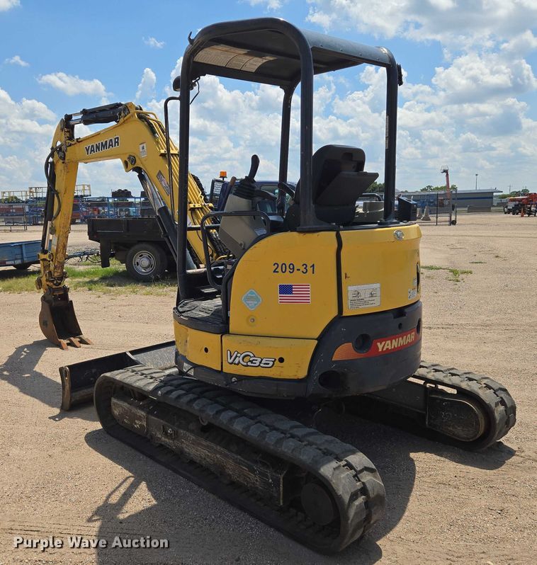 image for item DU6755 Yanmar VI035 6A mini excavator