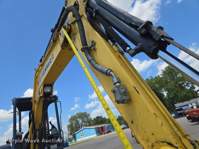image for item DU6755 Yanmar VI035 6A mini excavator