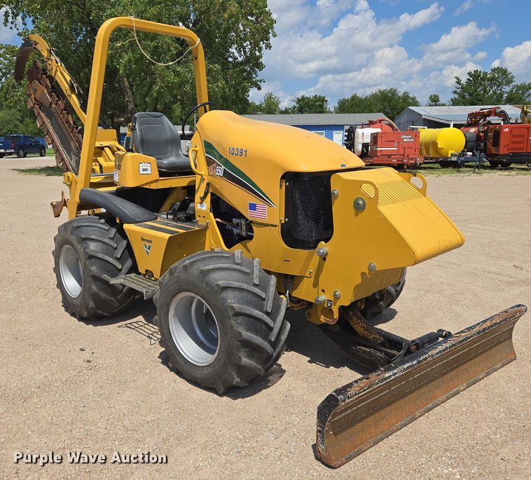 image for item DU6756 2019 Vermeer RTX550 trencher