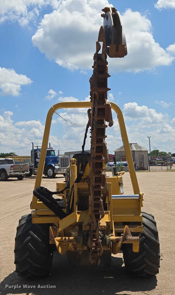 image for item DU6756 2019 Vermeer RTX550 trencher