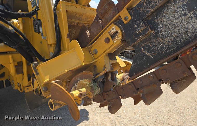 image for item DU6756 2019 Vermeer RTX550 trencher
