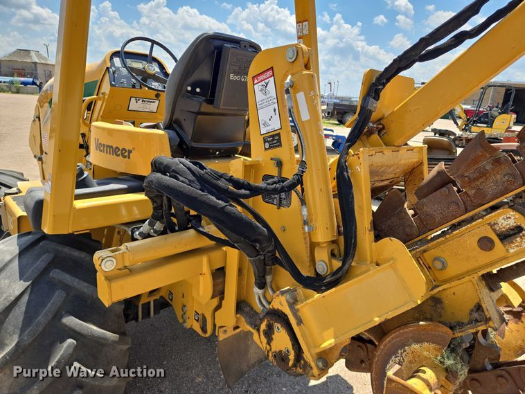 image for item DU6756 2019 Vermeer RTX550 trencher