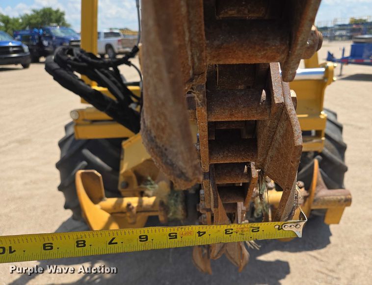 image for item DU6756 2019 Vermeer RTX550 trencher