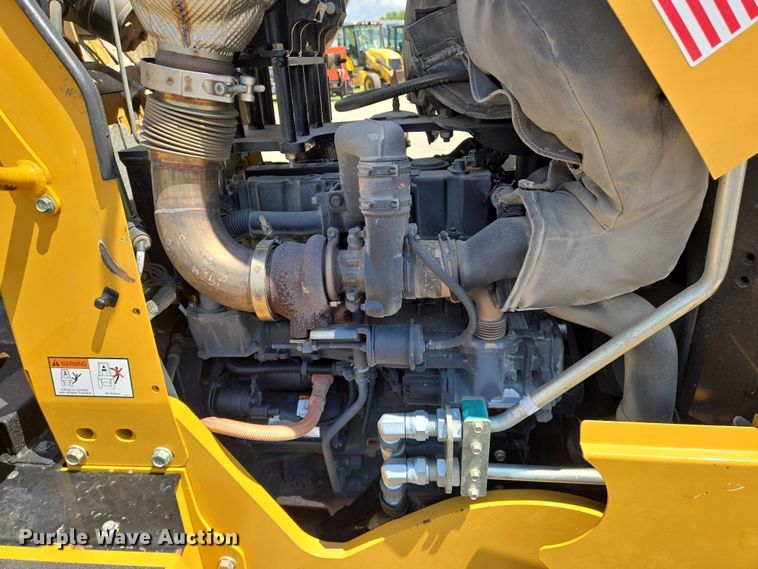 image for item DU6756 2019 Vermeer RTX550 trencher