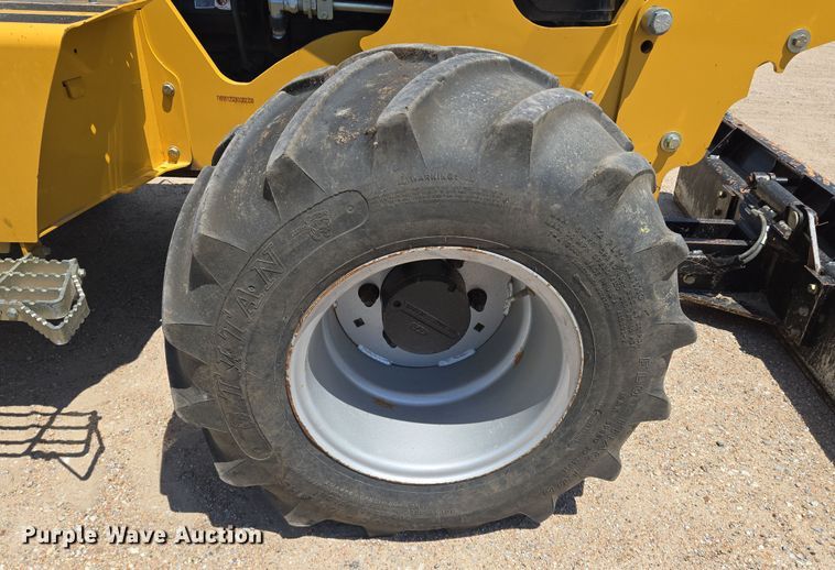 image for item DU6756 2019 Vermeer RTX550 trencher