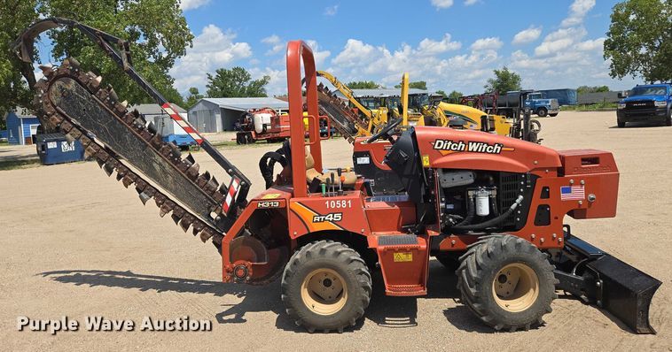 image for item DU6757 2018 Ditch Witch RT45 trencher