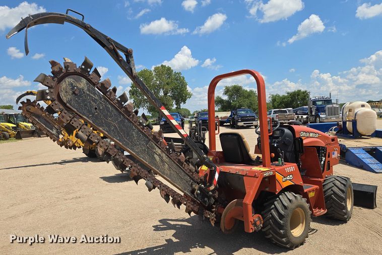 image for item DU6757 2018 Ditch Witch RT45 trencher