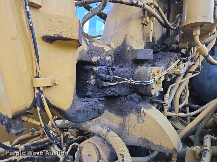 image for item DU7952 2007 Caterpillar 623G elevating scraper