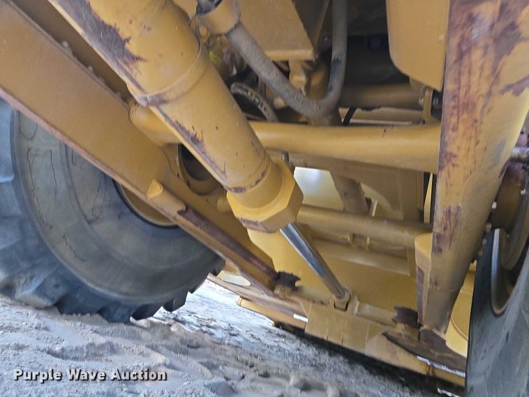 image for item DU7952 2007 Caterpillar 623G elevating scraper