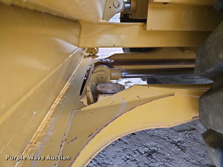 image for item DU7952 2007 Caterpillar 623G elevating scraper